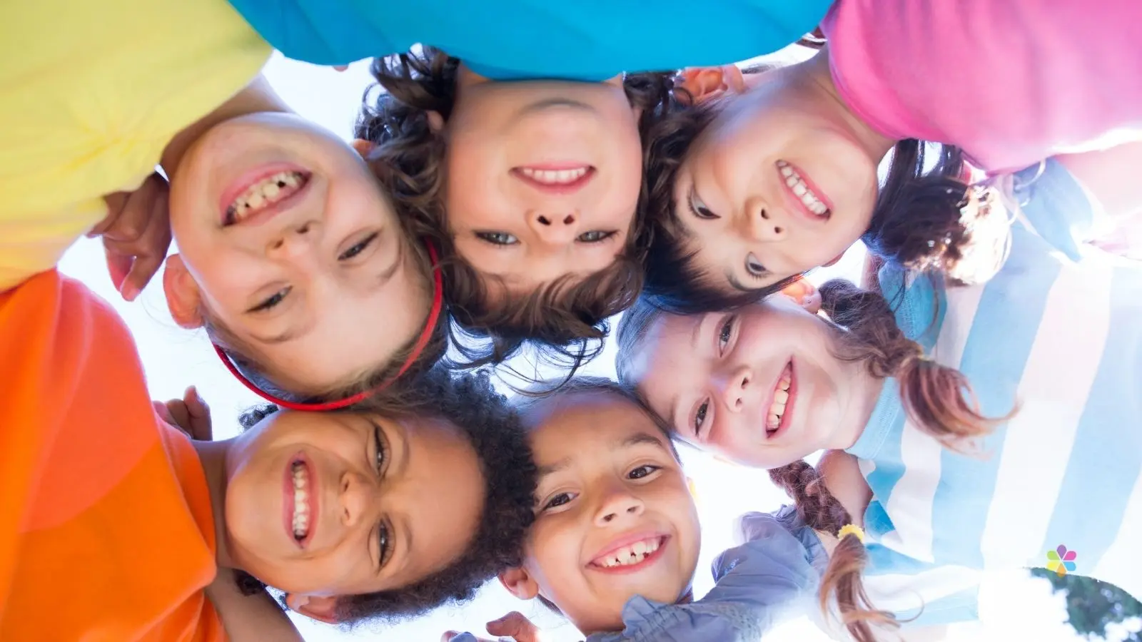 smiling-children-wearing-colourful-shirts